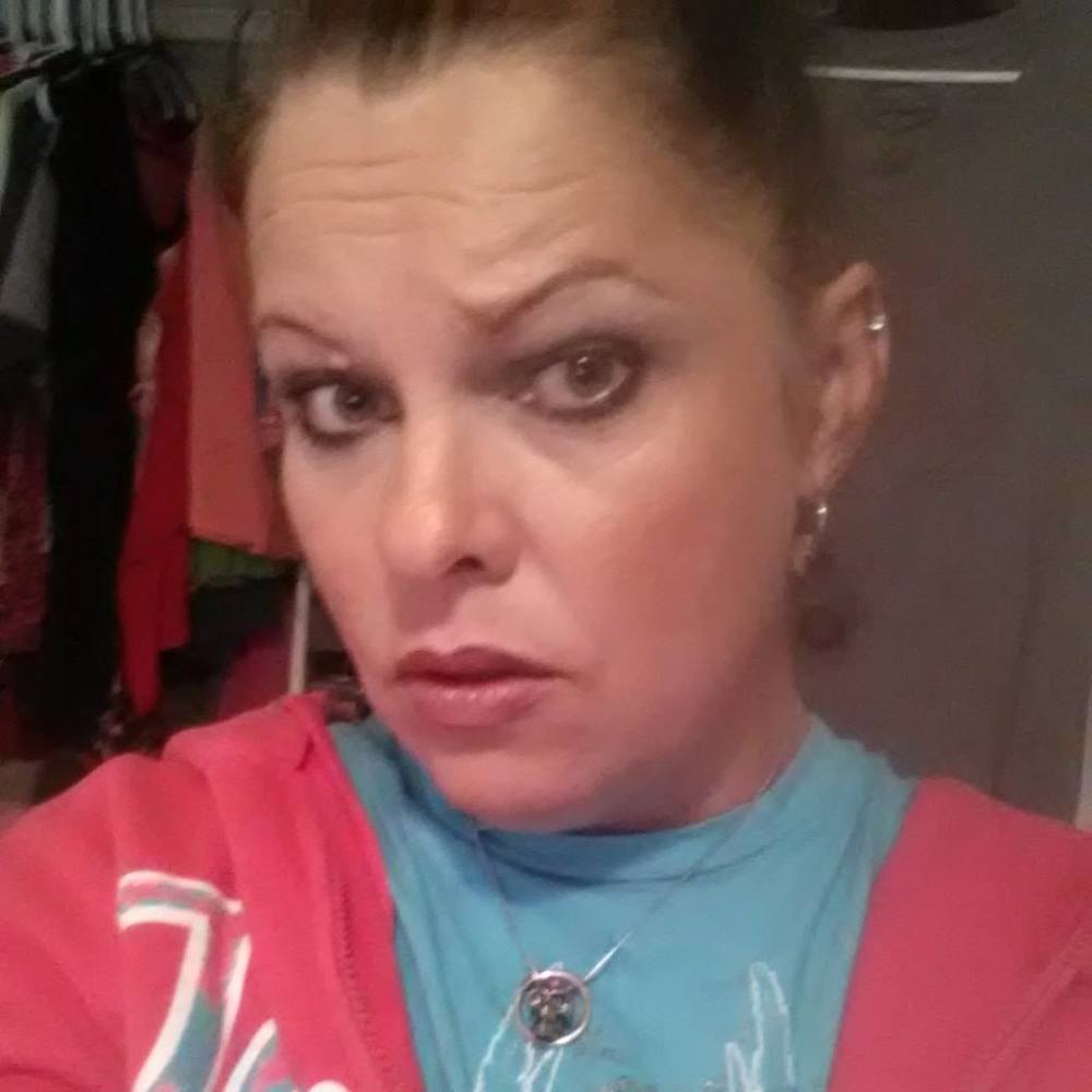 Meet your Posher, Flo